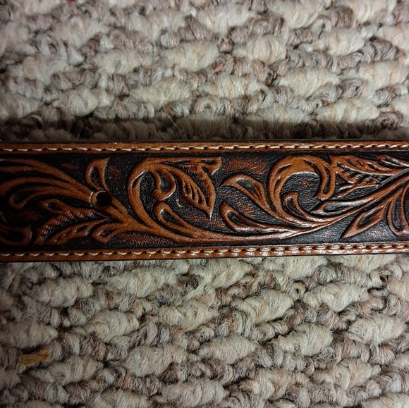 Justin Top Grain Leather Tooled Belt Size 28 NWOT Made in USA Western Floral - Picture 3 of 8